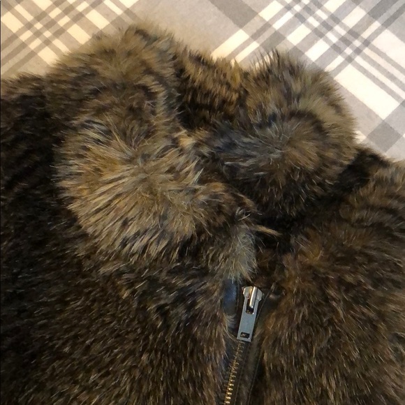 Banana Republic Faux Fur Asymmetric Zippered Vest - Picture 2 of 7